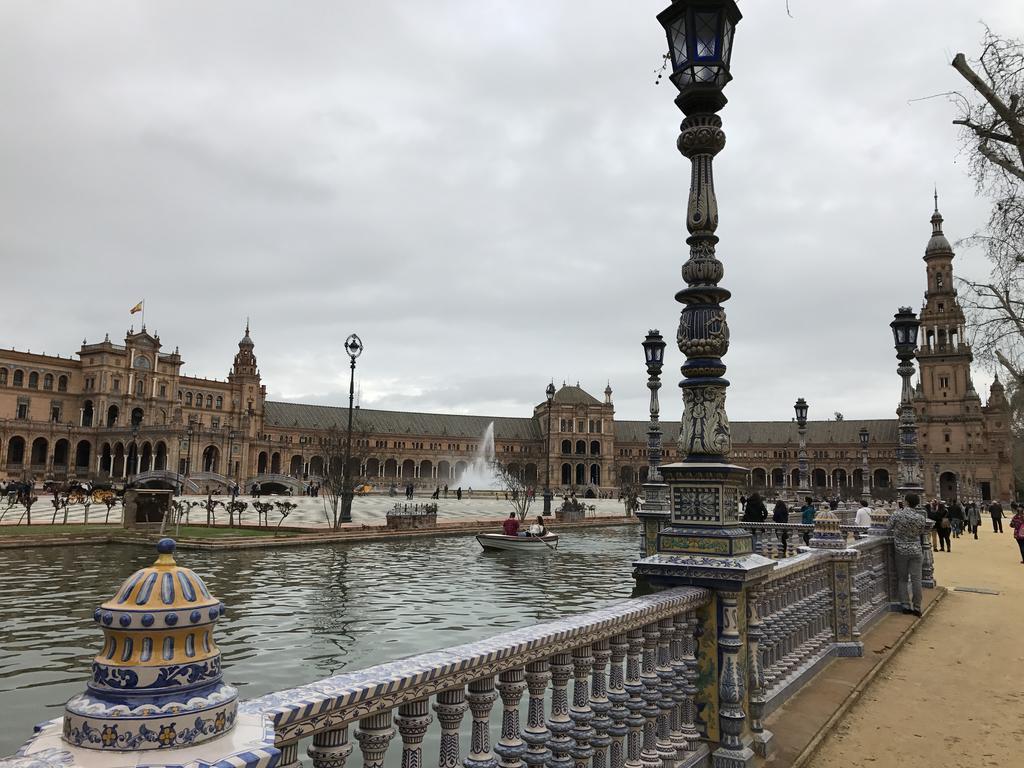 Pension Las Setas Sevilla Eksteriør bilde